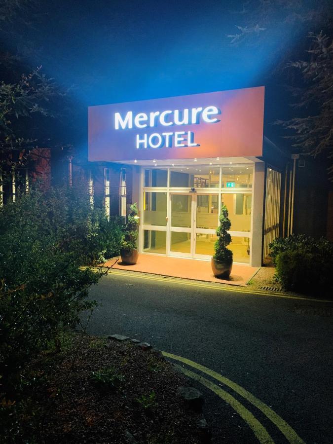 Mercure Cardiff North Hotel Ngoại thất bức ảnh