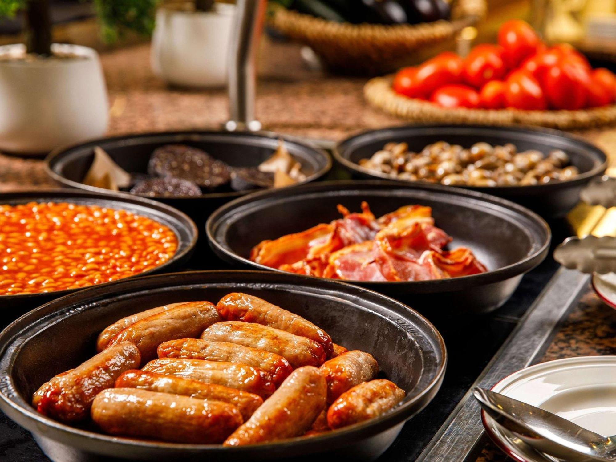 Mercure Cardiff North Hotel Ngoại thất bức ảnh