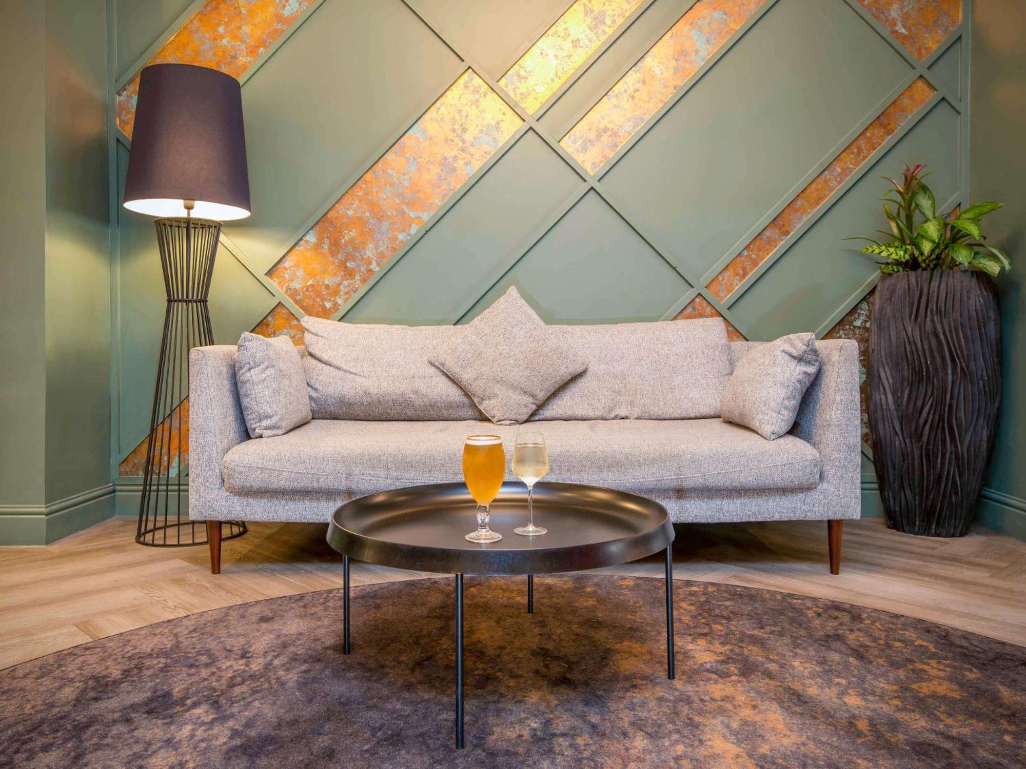 Mercure Cardiff North Hotel Ngoại thất bức ảnh